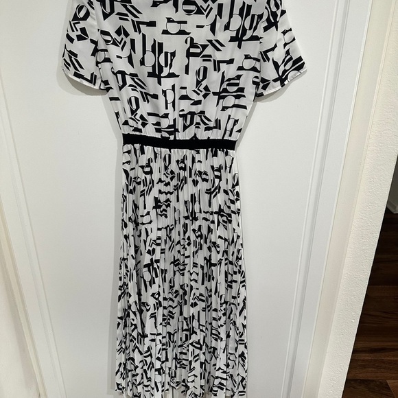 Maje White & Black Rosyla Abstract Print Midi Dress Size 36 US S - Picture 5 of 10